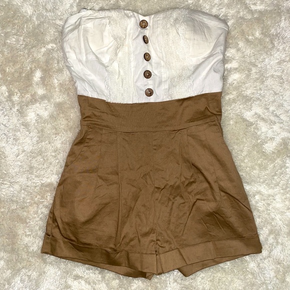 Romper - Picture 1 of 3